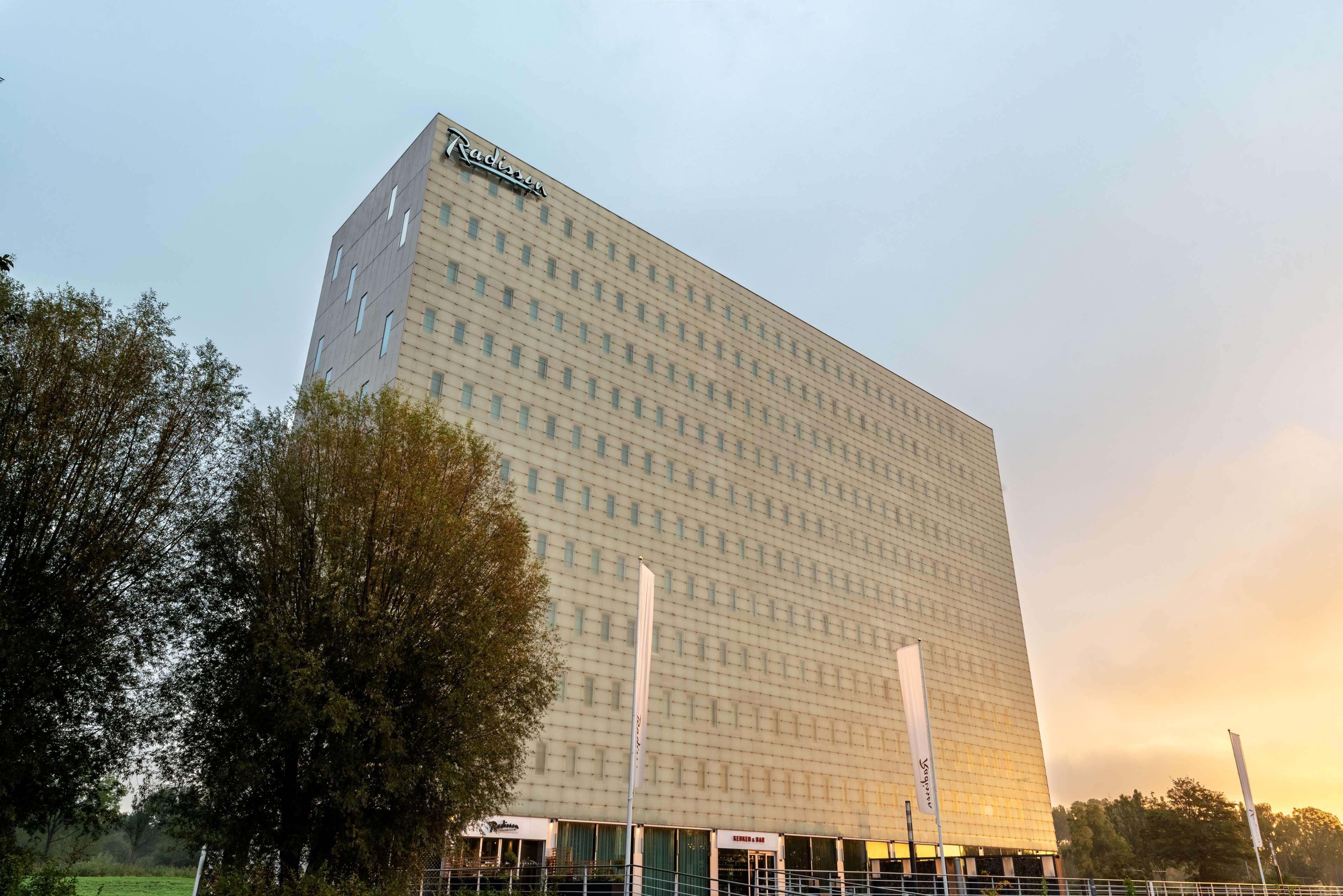 Radisson Hotel And Suites Amsterdam South Exterior foto